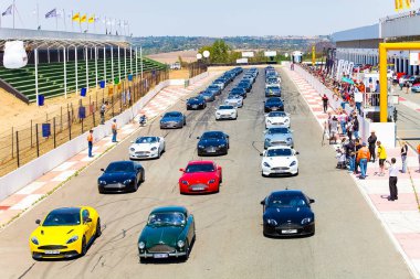 Aston Martin sahibinin parça gün