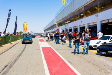 Aston Martin sahibinin parça gün