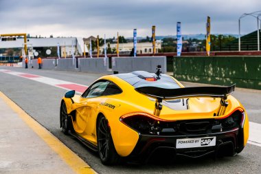 Kyalami yarış pistinin McLaren gün