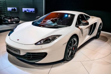 McLaren Mp4 - 12c ekranda