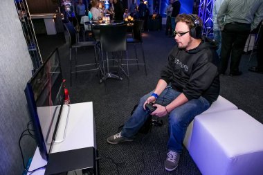 Oyuncular oyun istasyonu Ps4 denize indirmek olay