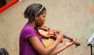 Çeşitli gençlik müzik okul Orkestrası 