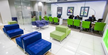 Modern Afrika Bankası iç iç