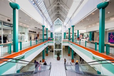 Alberton City alışveriş merkezi Johannesburg'da iç iç