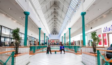 Alberton City alışveriş merkezi Johannesburg'da iç iç