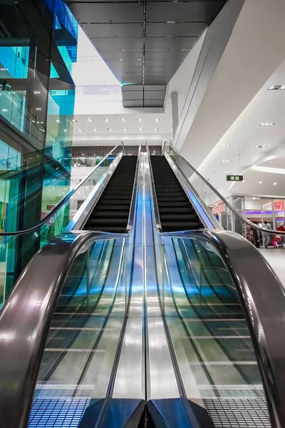 Alberton City alışveriş merkezi Johannesburg'da iç iç