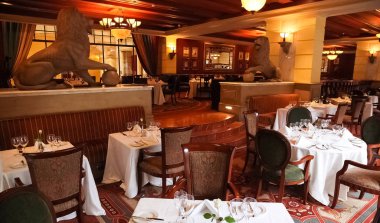 Çağdaş, iyi yemek Restoran iç