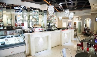 Up-Market Bistro Restaurant'ta iç