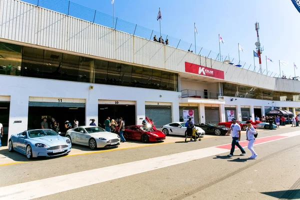 Día de la Pista del Propietario Aston Martin — Foto de Stock