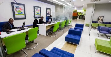 Modern Afrika Bankası iç iç