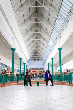 Alberton City alışveriş merkezi Johannesburg'da iç iç