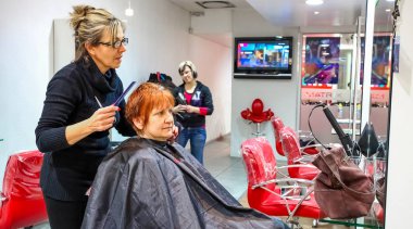 Alışveriş Merkezinde Bir Güzellik Salonu'nun iç mekan