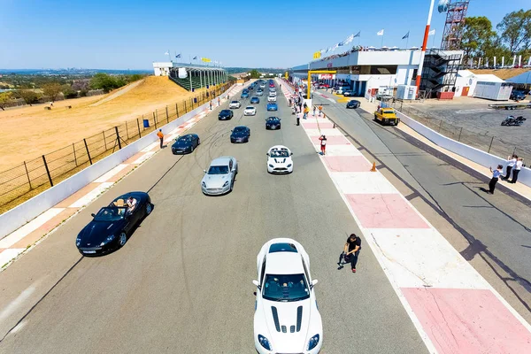 Journée de la piste du propriétaire d'Aston Martin — Photo