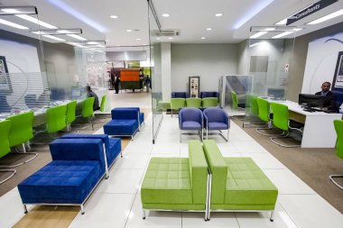 Modern Afrika Bankası iç iç