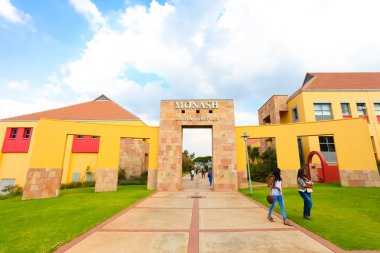 Kolej Kampüsünde Dış Binalar
