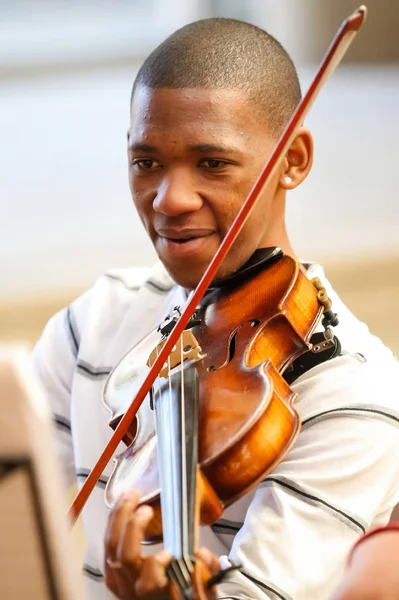 Çeşitli gençlik müzik okul Orkestrası 