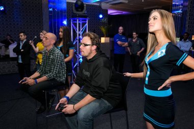 Oyuncular oyun istasyonu Ps4 denize indirmek olay