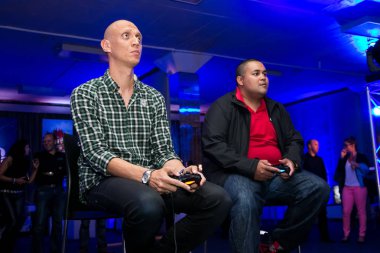 Oyuncular oyun istasyonu Ps4 denize indirmek olay