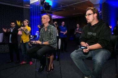 Oyuncular oyun istasyonu Ps4 denize indirmek olay