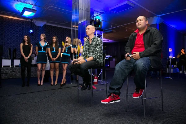 Oyuncular oyun istasyonu Ps4 denize indirmek olay