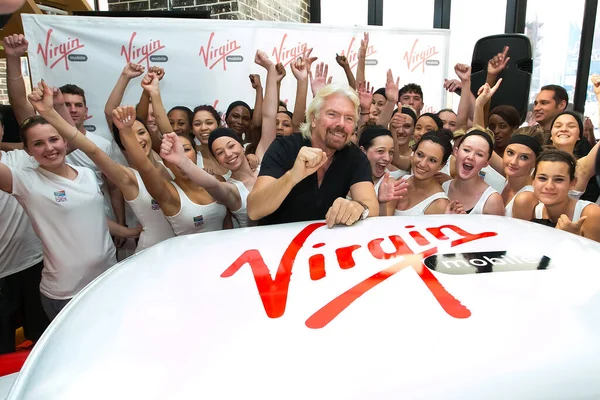 Johannesburg South Africa October 2013 Richard Branson Virgin Mobile Guinness — Stock Photo, Image