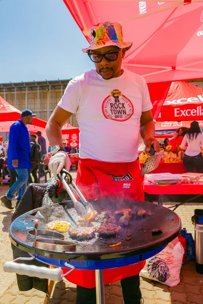 Soweto South Africa September 2018 Diverse African Vendors Cooking Serving — Stock Photo, Image