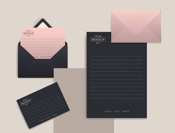 Conjunto de envelopes realistas com uma folha de papel —  Vetores de Stock