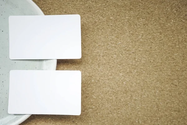 Metniniz için Kartvizit maketini boşla.