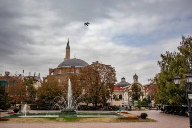 Cami ve sinagog birbirine yakın, Bulgaristan