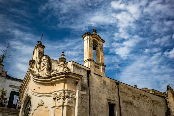 Bela igreja medieval na Itália — Fotografia de Stock