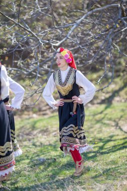 Bulgar folklor ve maskeli balo festival Harmanlı, Arsin