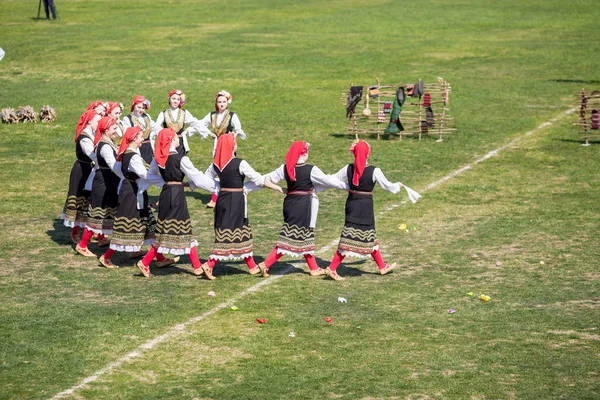 Festival de folclore e máscaras búlgaro Varvara — Fotografia de Stock