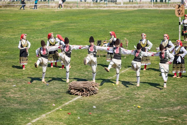 Festival de folclore e máscaras búlgaro Varvara — Fotografia de Stock