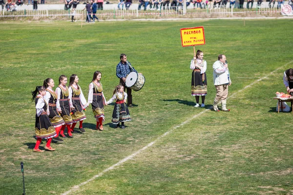 Festival de folclore e máscaras búlgaro Varvara — Fotografia de Stock