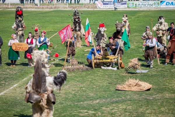 Festival de folclore e máscaras búlgaro Varvara — Fotografia de Stock