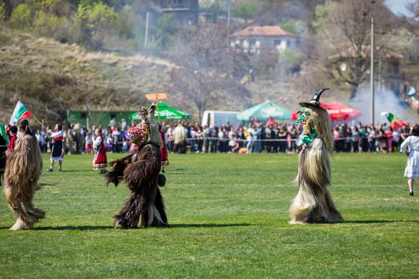 Festival de folclore e máscaras búlgaro Varvara — Fotografia de Stock