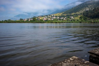 Pamvotida, Yunanistan'ın sabah sularının huzuru