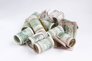 Bize dolar beyaz bir arka plan üzerinde yalan