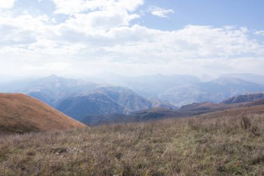 güzel dağ manzarası, Kafkasya, Karaçay-Çerkez Cumhuriyeti