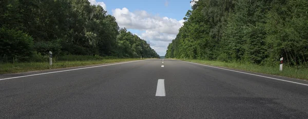 Asphalt Road Forest Europe Cars — Stock Photo, Image