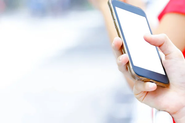 Technologie Und Kommunikationskonzept Schnappschuss Einer Frau Die Ihr Handy Der — Stockfoto