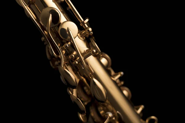 Gold Lackiertes Saxophon Auf Schwarzem Hintergrund — Stockfoto