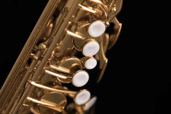 Saxofón Lacado Oro Con Llaves Perlas Sobre Fondo Negro —  Fotos de Stock