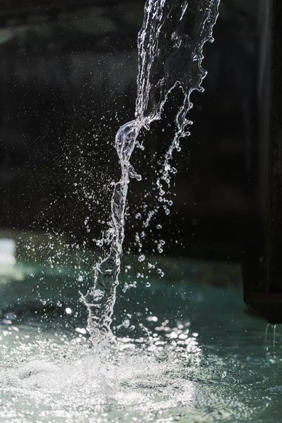 Spritzwasser Einem Sonnigen Tag — Stockfoto
