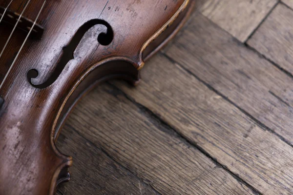 Uma Parte Violino Uma Viola Fundo Madeira — Fotografia de Stock