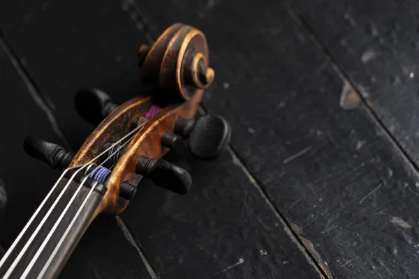 Uma Parte Violino Uma Viola Fundo Madeira — Fotografia de Stock