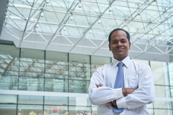Smiling Indian Businessman Standing His Arms Crossed Looking Camera — Stock Photo, Image