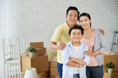 Sevimli Asya Aile kutuları ile yeni daire 