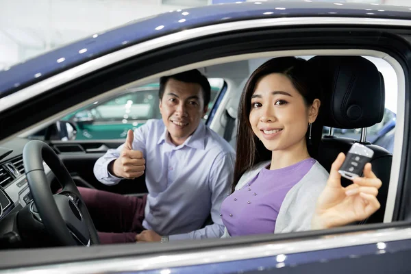 Happy Asian Couple Sitting New Car — Stock Photo, Image