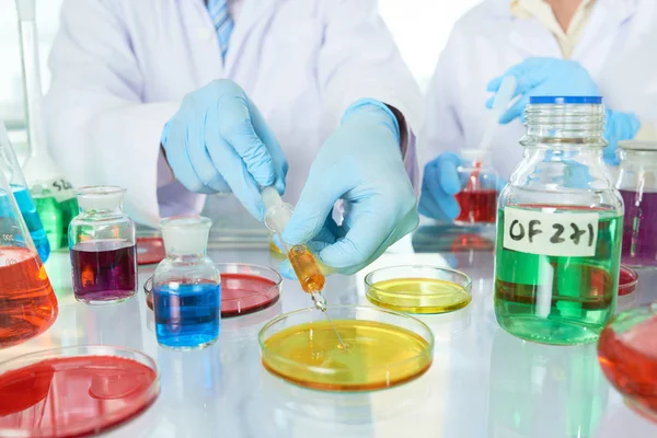 Cropped Image Scientist Working Chemical Researcher Pharmacy — Stock Photo, Image